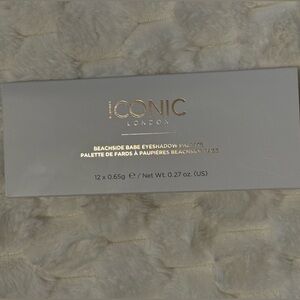 ICONIC London Beachside Babe Eyeshadow Palette